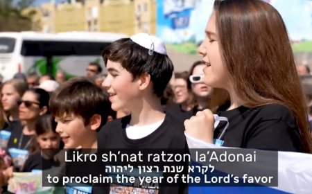 "Stemmen van Hoop: Een Lied voor Gijzelaars"